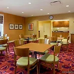 Residence Inn By Marriott Roanoke Airport 
